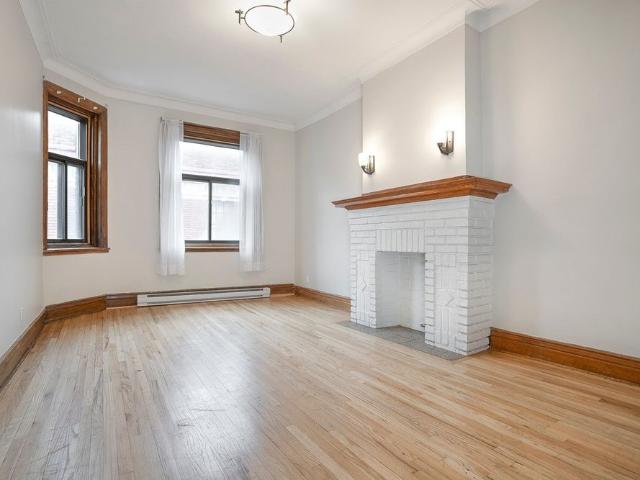 À louer / Appartement