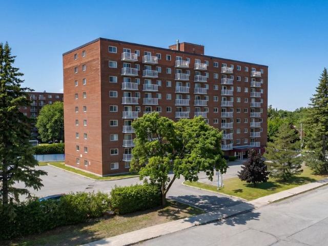 À louer / Appartement