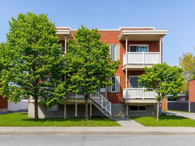 À louer / Appartement