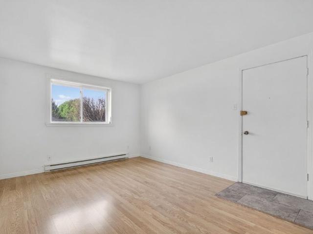 À louer / Appartement