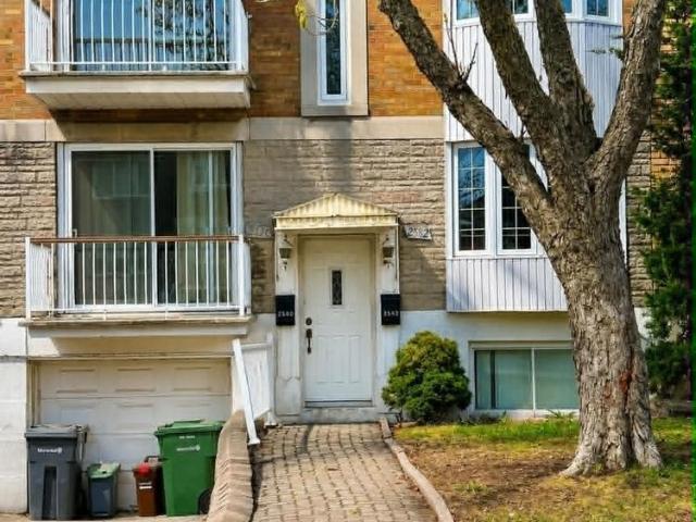 À louer / Appartement