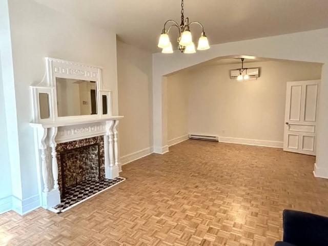 À louer / Appartement