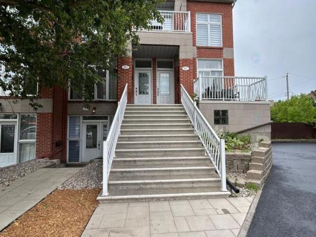 À louer / Appartement