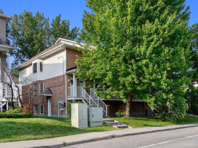 À louer / Appartement