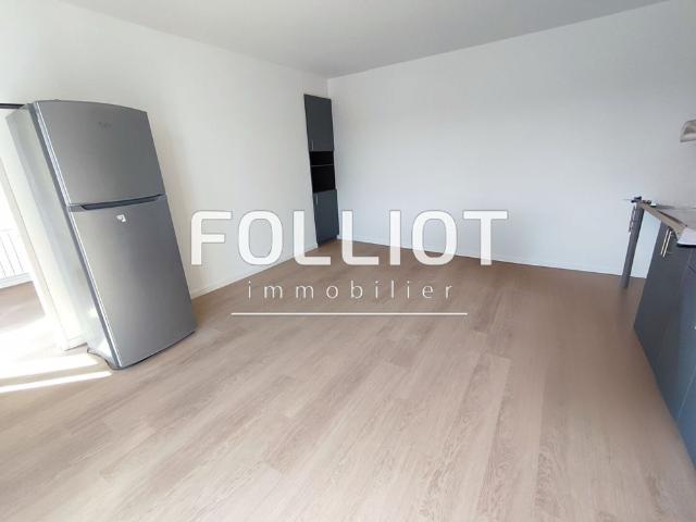 A LOUER: Appartement 2 Pi�ces Ref 2295AB VIE