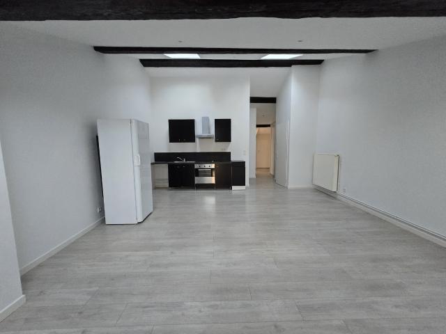 À louer Appartement 2 pièces rénové Centre Ville