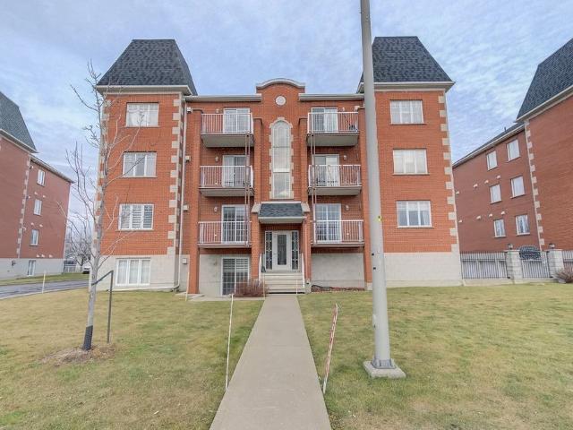 À louer / Appartement