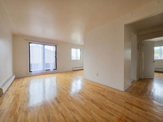 À louer / Appartement