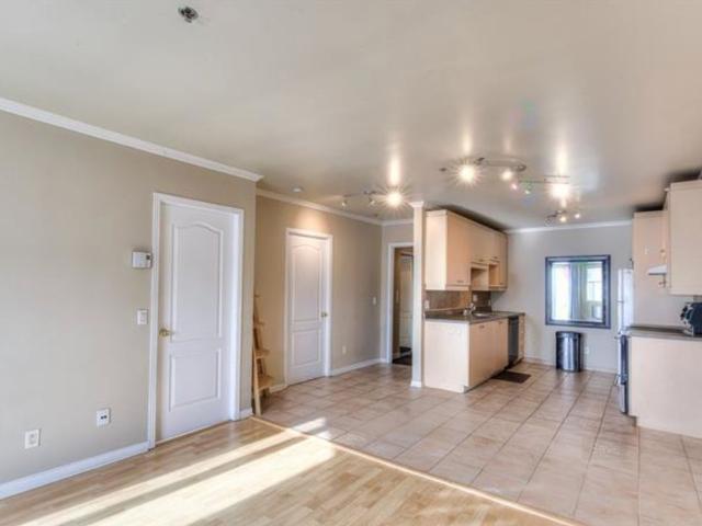 À louer / Appartement