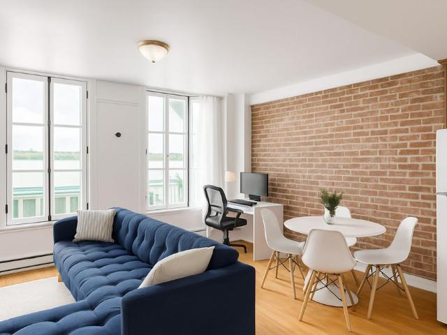 À LOUER: Appartement 3 1/2