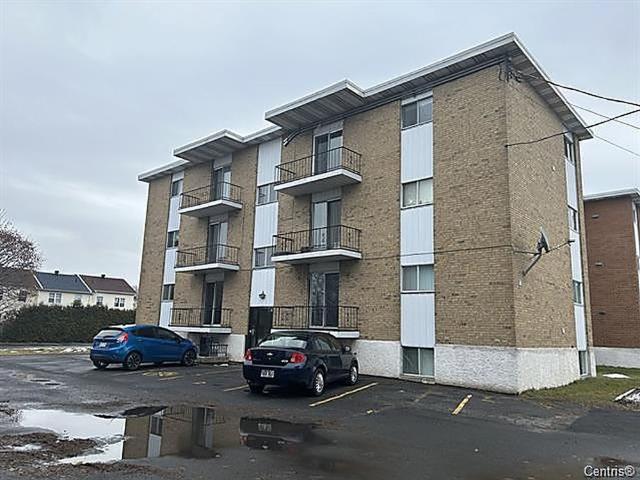 À louer / Appartement