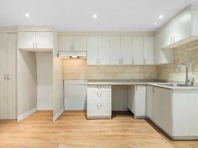 À louer / Appartement