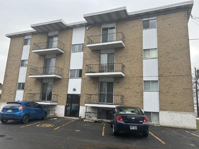À louer / Appartement