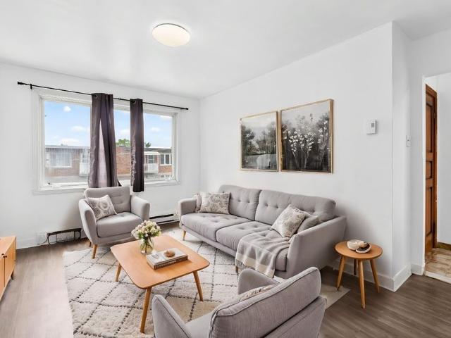 À louer / Appartement