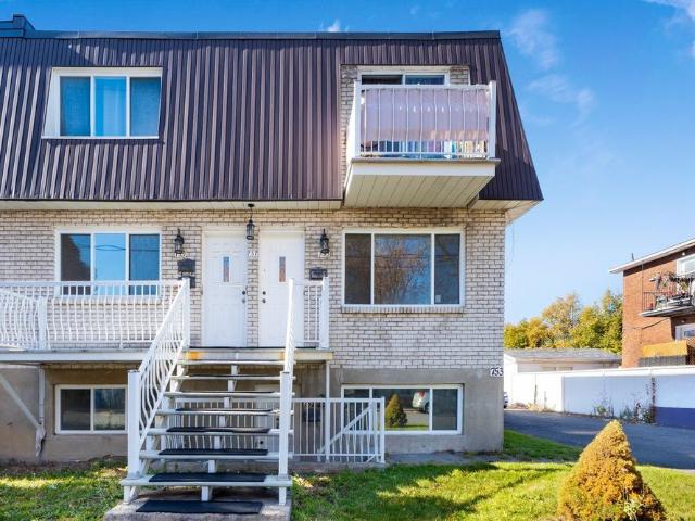 À louer / Appartement