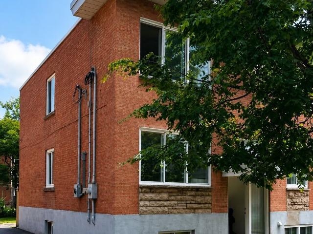 À louer / Appartement