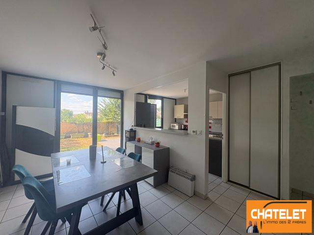 A louer appartement 4 pièce s 83.43 m2 meublé rez de jardin clos Bourg en Bresse