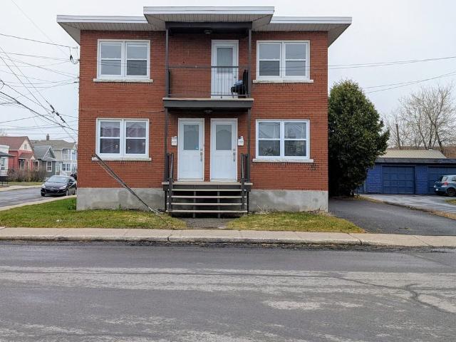 À louer / Appartement