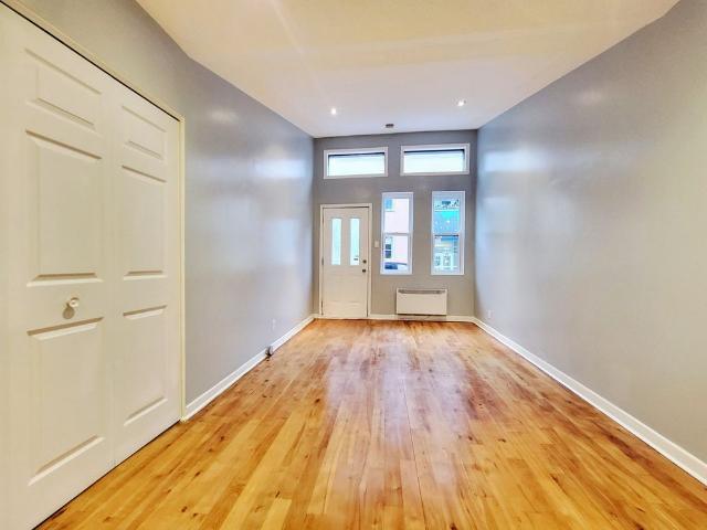 À louer / Appartement