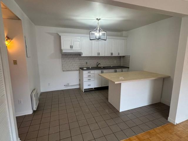 À louer / Appartement