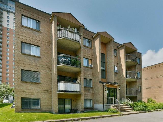À louer / Appartement