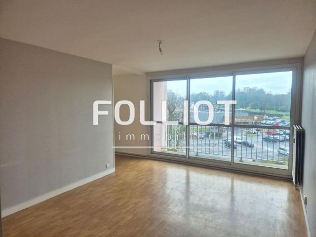 A LOUER Appartement 50000 Saint L� PROCHE COMMERCES 1 chambre 50.20 m�