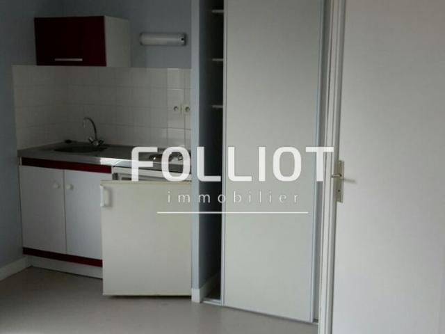 A LOUER Appartement 50000 Saint L� PROCHE FIM IUT F1 bis 24.22 m�