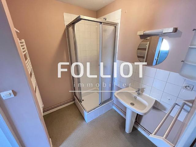 A LOUER Appartement 50000 Saint L� PROCHE IUT/GROUPE FIM/IFSI 1 pi�ce 24.10 m2
