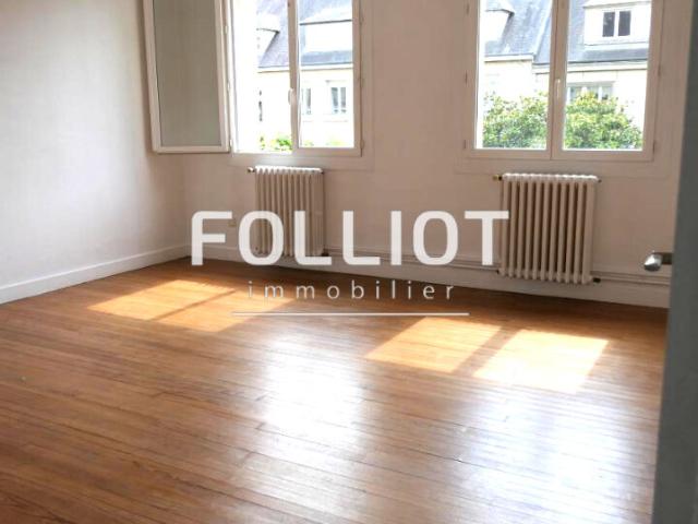 A LOUER Appartement 50000 Saint Lô CENTRE VILLE 1 chambre 68.75 m²
