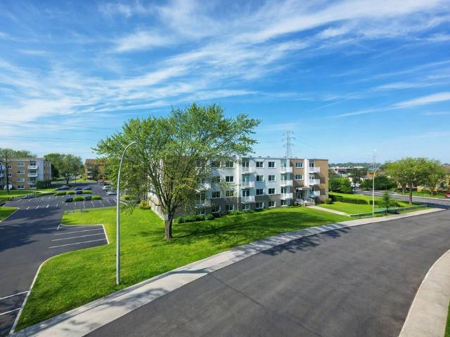 À louer / Appartement