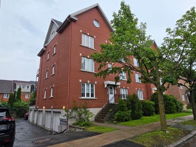 À louer / Appartement