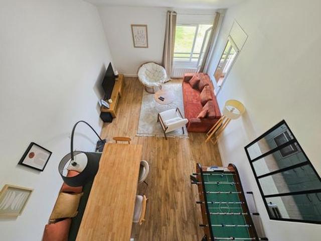 A LOUER: appartement 5 chambres et 2 sdb à Évry