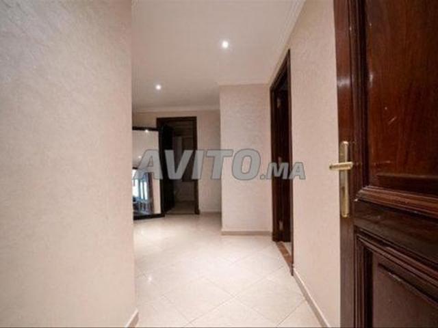 À Louer Appartement 5 chambres vide sur Gauthier