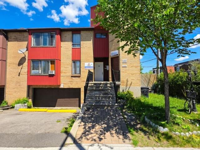 À louer / Appartement