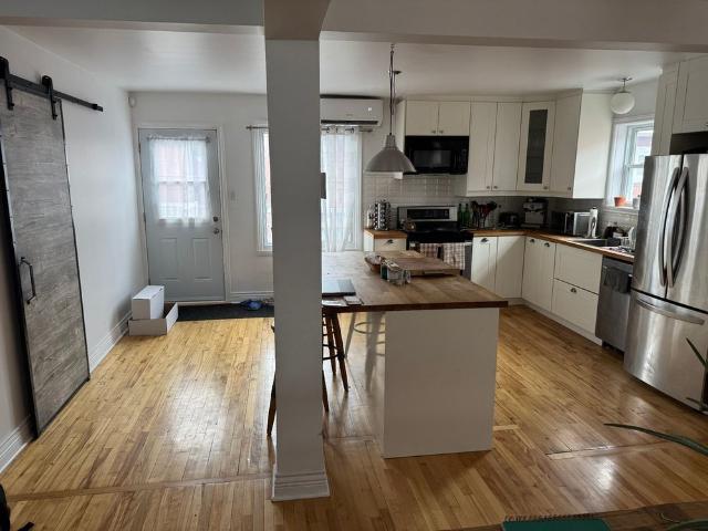 À louer / Appartement