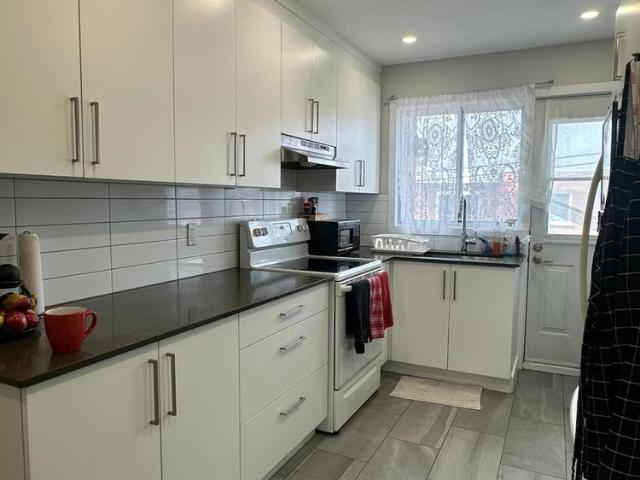 À louer / Appartement