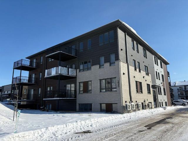 À louer / Appartement