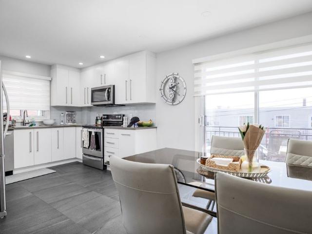 À louer / Appartement