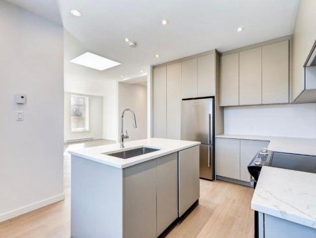 À louer / Appartement