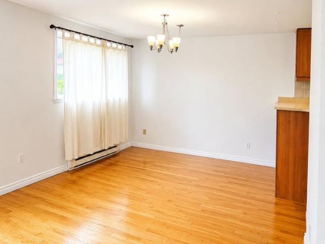 À louer / Appartement