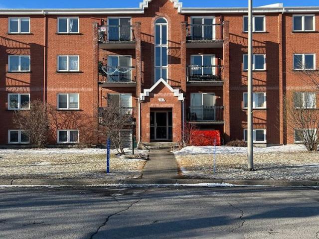 À louer / Appartement