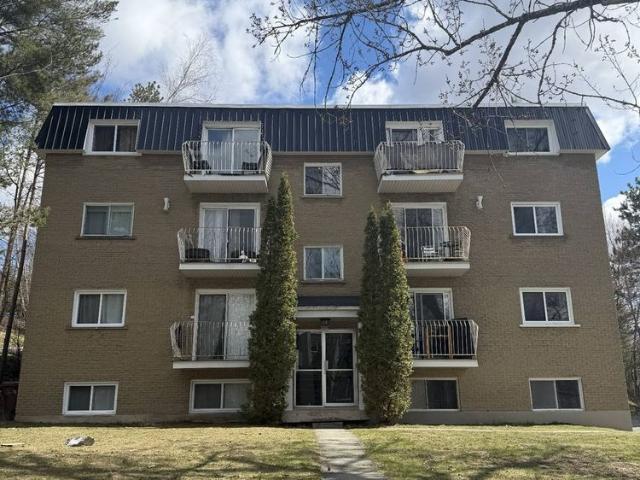 À louer / Appartement