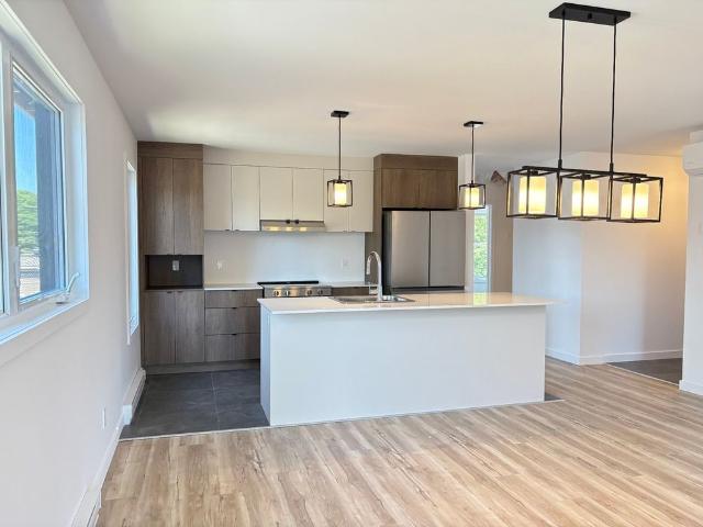 À louer / Appartement