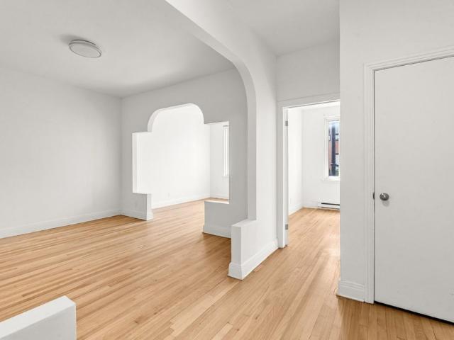À louer / Appartement