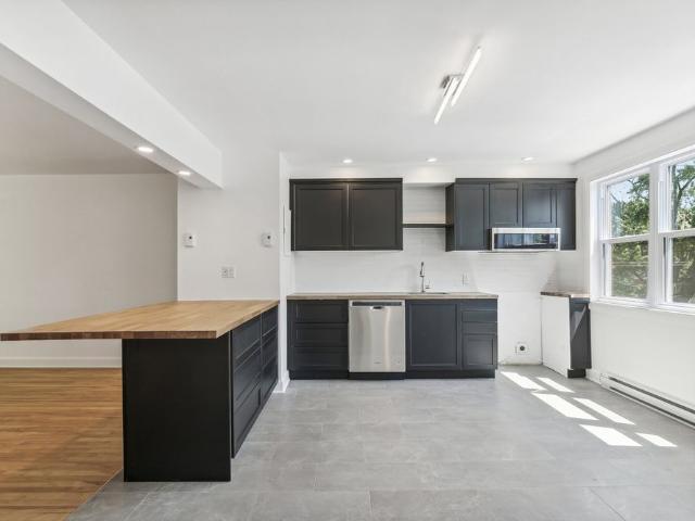 À louer / Appartement