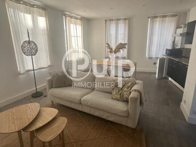 A louer Apt T2 Duplex avec bureau, meublé, proche centre de Boulogne