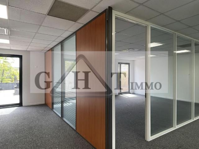 À louer Bureau de 106 m²