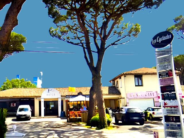 À Louer Bureau Emplacement No1 Route de Saint Tropez Bail 3 6 9, sans pas de porte