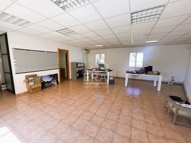 A louer bureau professionnel 51.5m2 Saint Cannat