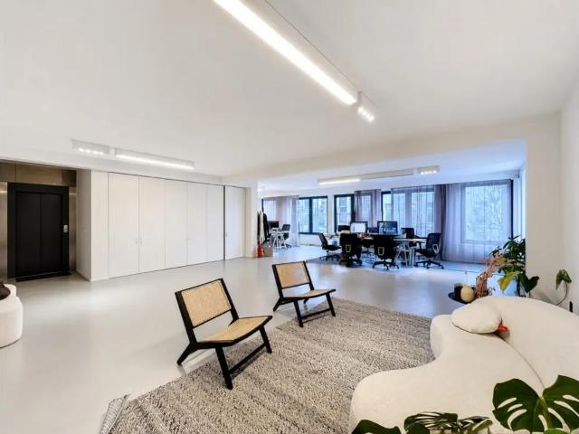 à louer Bureaux Anvers Nassaustraat